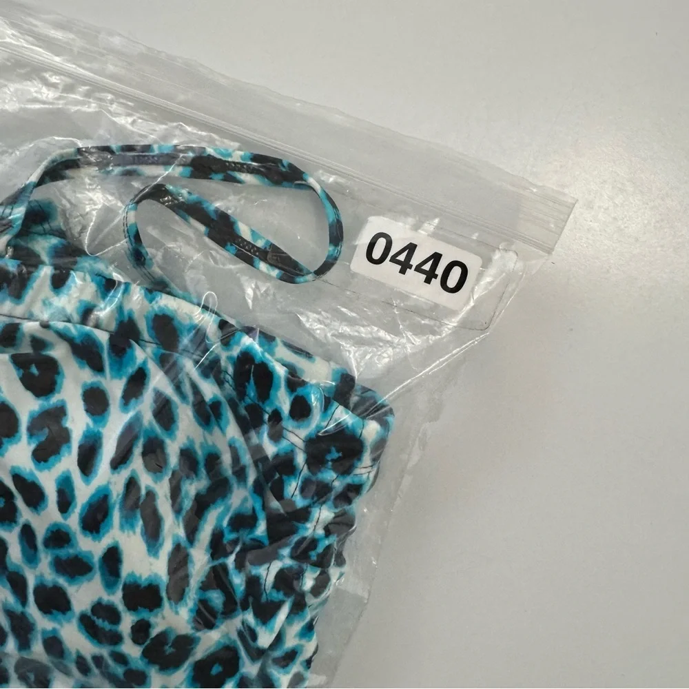 Jantzen Women’s M One Piece Halter / Strapless Swimsuit Blue Black Cheetah Print
